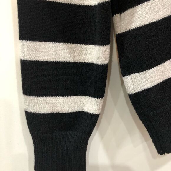 Sweater, Pullover Mock, Black/Ivory Tan, Size L - Picture 8 of 9